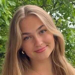 Lara Tillmann