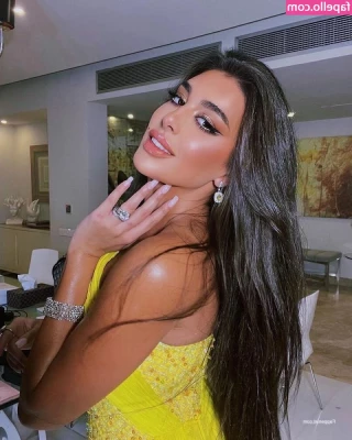 Yasmine Sabri [ yasmine-sabri ] - Look at you over there on the ground looking like a little helpless