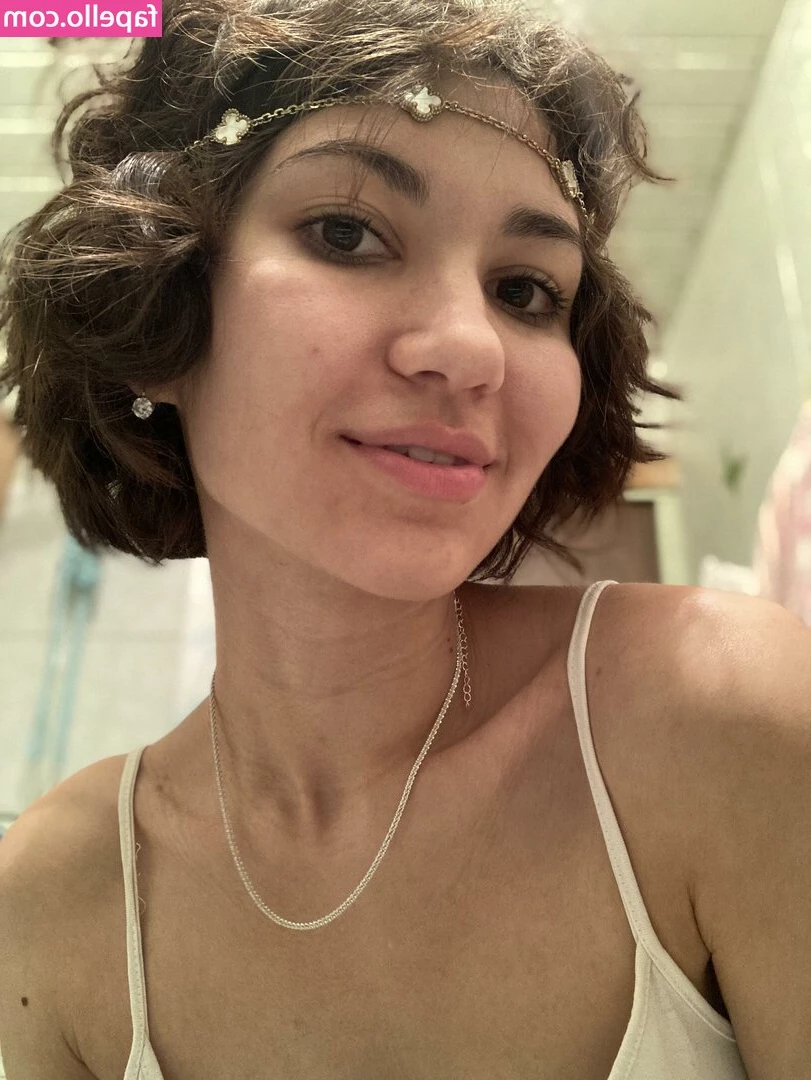 Adorable_dina [ adorable-dina ] - Do you like when I pose for you baby    bbw  thick  pawg  showertime 