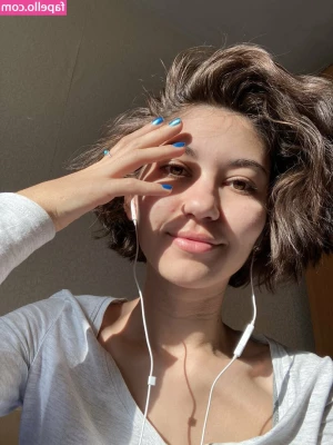Adorable_dina [ adorable-dina ] - Anyone want some underwear with my “essence”? 😏💦💦💦