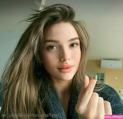 janebaby.xo [ janebaby-xo ] - A short gym shower     It s getting difficult to balance life and