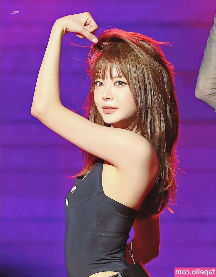 Hong Eunchae 홍은채 [ hong-eunchae-2 ] - Happy Halloween - welcome to my dark kingdom  addicted