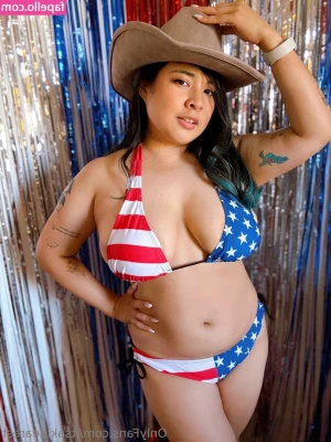 Akidearest [ akidearest-2 ] - These hips don t lie