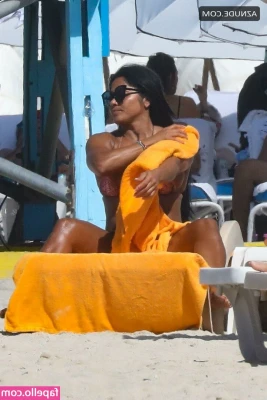 Maripily - If only someone's mouth could take over ;3