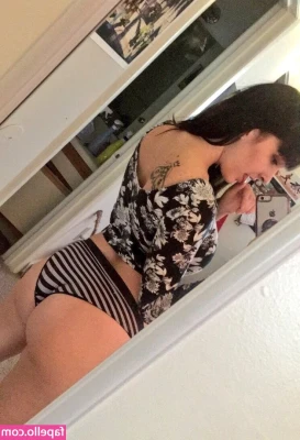 ginkgocrown - Bare sweaty sole boot removal 😊 part of custom video