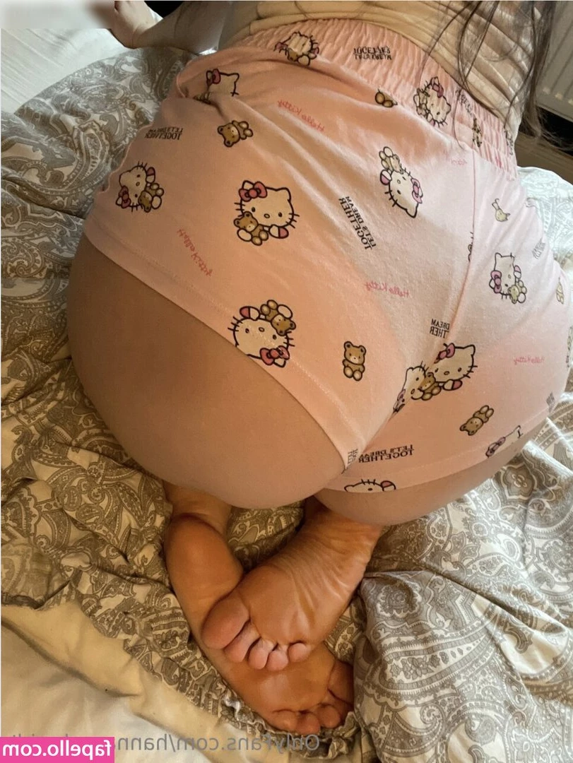 Hanna Schmidt [ hanna-schmidt ] - Preview  Join my premium page to see uncensored   Unseen Beach 
