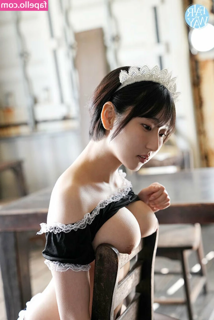 Ruka Itoi [ ruka-itoi ] - I guess i have long toes  Size 9 5 feet  Wait for the veins
