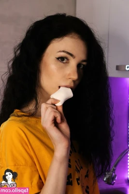 LesyaMoon - Custom: Strapon CEI JOI [5:47] - I start out teasing you and telling