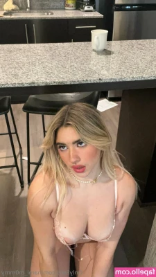 nam1_mommy [ nam1-mommy-3 ] - Is my ass mesmerizing? 😵‍💫🍑😘