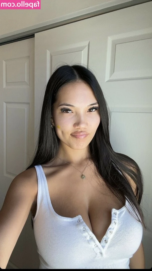 Emme Alcalde [ emme-alcalde ] - peek-a-boo! 🥰