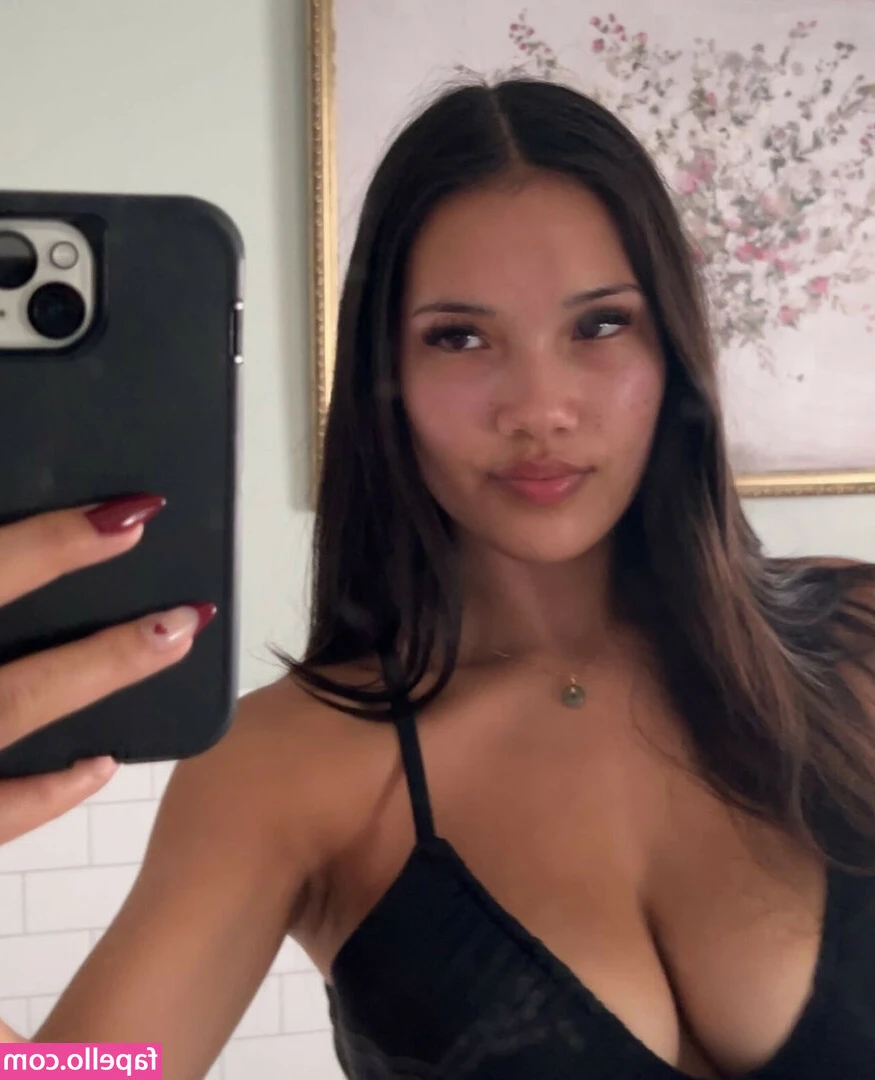 Emme Alcalde [ emme-alcalde ] - Are you having a good night baby? Do you want sexy Puma to make it