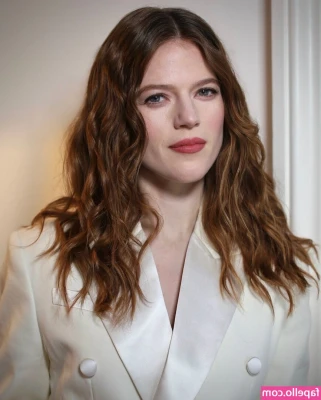 Rose Leslie [ rose-leslie ] - Warning ⚠️ SURGERY RESULTS shown here 🌺 >> My Thursday