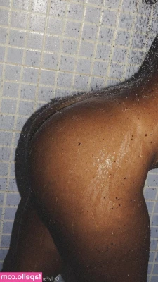 Julia Bhering [ julia-bhering ] - Come feel how tight it is 😋