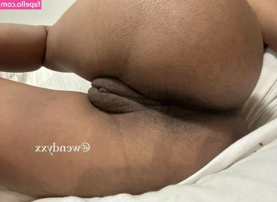 wendyxx - Some boooooty in Milan!