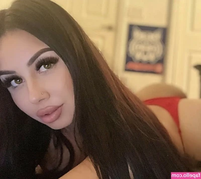 Celina.b6 [ celina-b6 ] - You know what makes Monday better? A woman in a beautiful dress. And