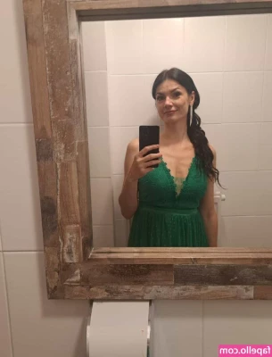 Martapeonly7 - Sooo can I borrow your tongue?