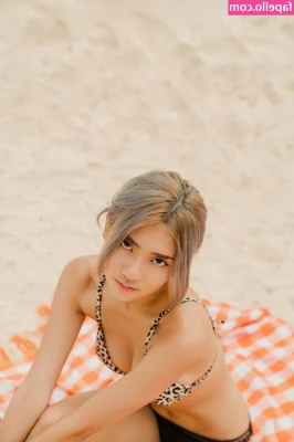 Rachel Florencia Rchelcia [ rachel-florencia-rchelcia ] - Let's get some exercise, huh? 😉 😉