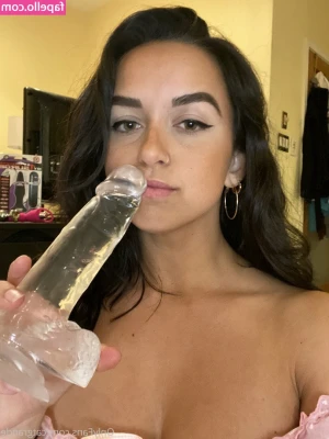 catgrande - Hi babe 💋😈 tip 5$ if I make your dick hard 💋😈