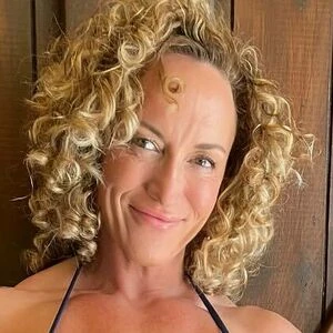Nathalie Hould