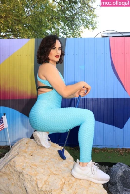 Thunder Rosa [ thunder-rosa-1 ] - . Copyright 2023. Shinen (Haru). All rights reserved. . Unauthorized