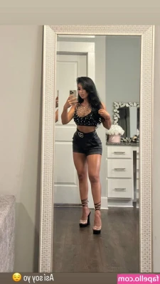 rosetobar - I'm gonna be a trophy girl on the XBIZ awards today 😝 Getting