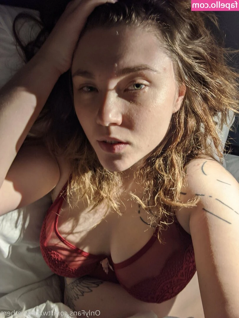 askkayleefrye - Holidays damage… 🐷