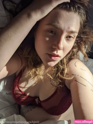 askkayleefrye - I'm your oily goddess! 😍🔥 Unlock now to see the full oily