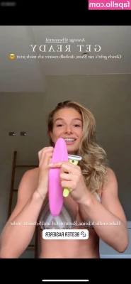 Lola Weippert [ lola-weippert ] - Kiss it