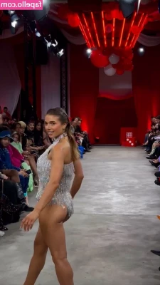 Lola Weippert [ lola-weippert ] - which are you paying attention to first, my pussy or my tits? 🕷️ part 1