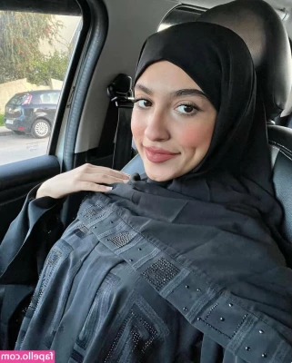 Salma Moubah [ salma-moubah ] - Like seeing it from the back  Me too