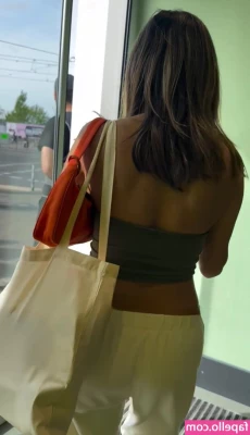 edoppella - Throwback to this post-workout video. Can you peek at what color I