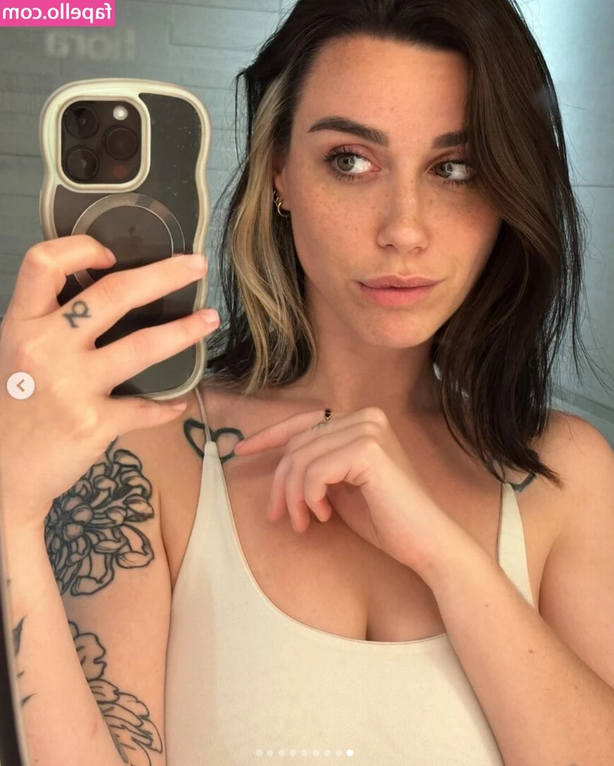 Avamind - Dm now 🥵🥵🥵🥵  Avaliable for videocalls, dickrates and