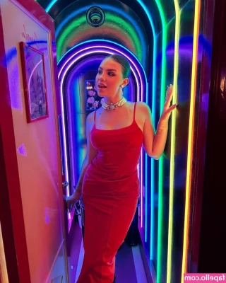 Vivi Wanderley [ vivi-wanderley ] - Aunty says you can’t cum yet!!