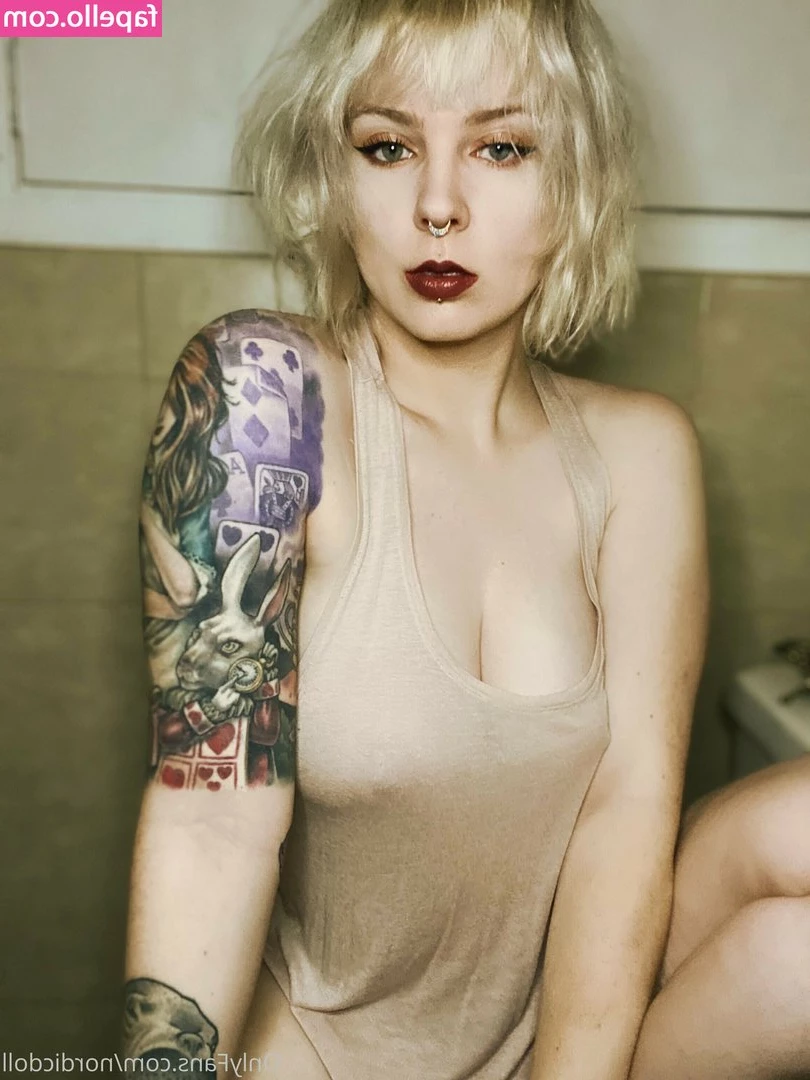 Nordicdoll - can i ride your face