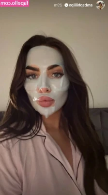 Amber Phillips [ amber-phillips-13 ] - Watch him submit to my strap on