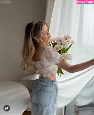 Lea Peach [ lea-peach ] - Last night was amazing im still so happy and butterfly feelings from