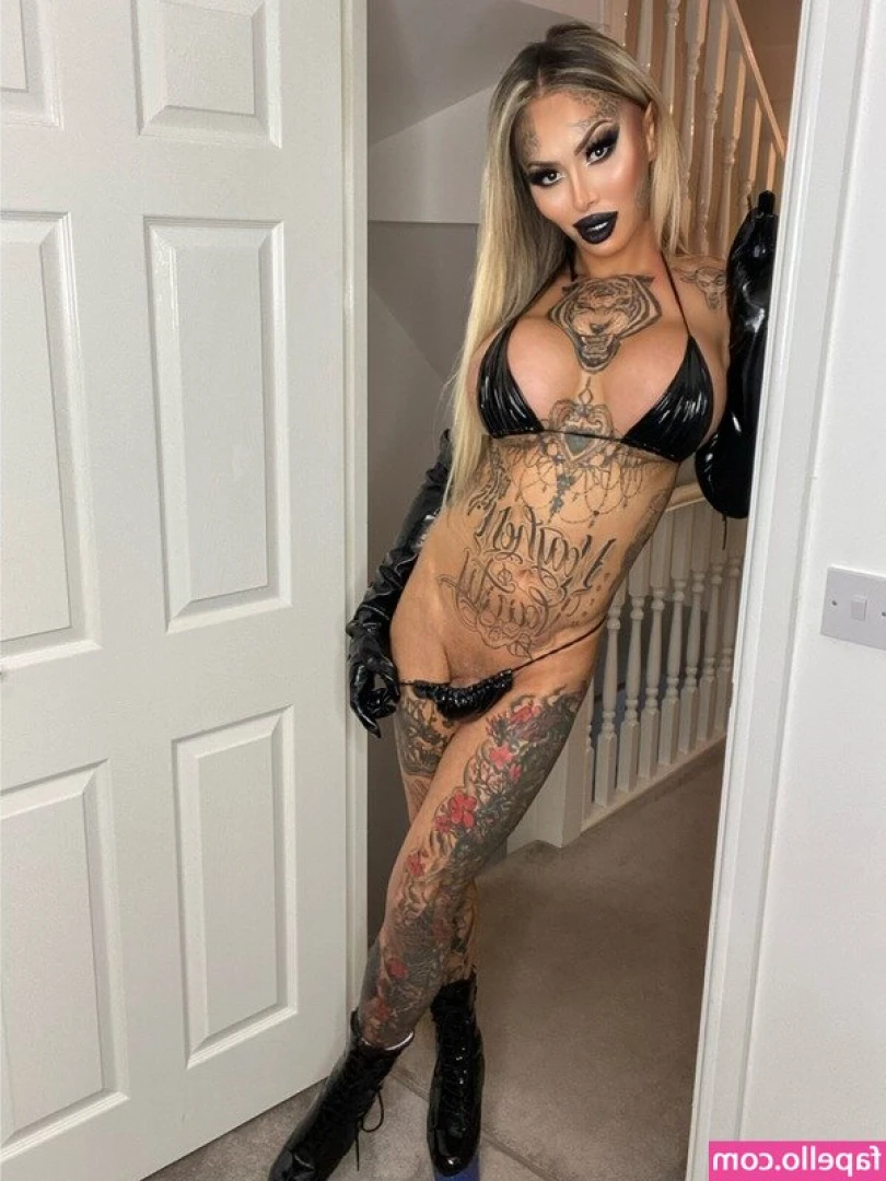 Mia Maffia [ mia-maffia ] - HAVE U GUYS SEEN THE NEW VIDEO ?