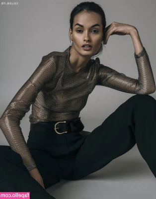 Gizele Oliveira [ gizele-oliveira ] - To the top
