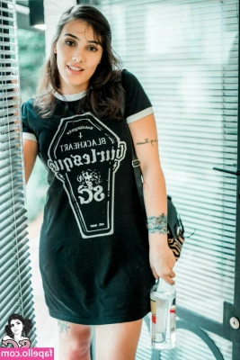 Haub Suicide [ haub-suicide ] - I've got my cartoons on and I'm having dinner 🍽️✨ Do you like