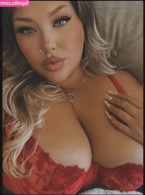 Sweetnicky95 - Wanna see this body in action?🥵 DM me 😈🔥