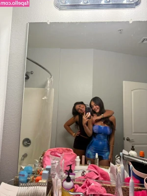 Camilla Marini [ camilla-marini ] - MILF Monday!!! Be honest, how often do you jerk off to this booty 🍑