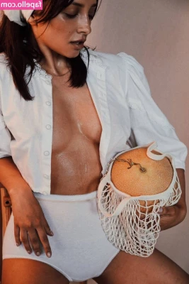 Olivia Linz [ olivia-linz ] - Have the best weekend bby 💕