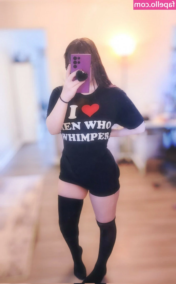 Hannah Hyrule [ hannah-hyrule ] - hey luvvss 🖤 sorry for the inactivity i’ve been moving! <3