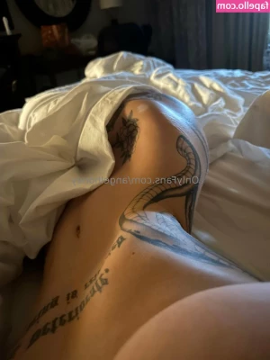 Rylee Pattersun [ rylee-pattersun-2 ] - Got hot at the hotelroom 😈🔥 Last week I was out of town on
