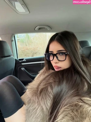 Asleyia - working this ass for you cuz I like getting ur cock hard, so.... did