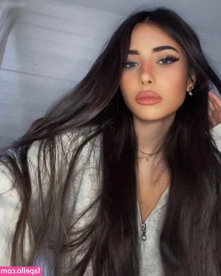Asleyia - Hiiiii   all DMs and requests will be replied to today  I will be