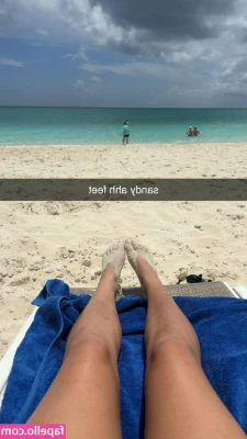 Hippicam [ hippicam-11 ] - 👩🏼‍🦰 New hair color….yes/no? 👩🏼‍🦰  Should I