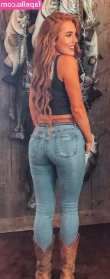 Heidi Hoback [ heidi-hoback ] - Lil 1/2😝