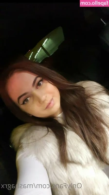 Mashagrx - heyyyyyy i'm home and ready to get naked again :)