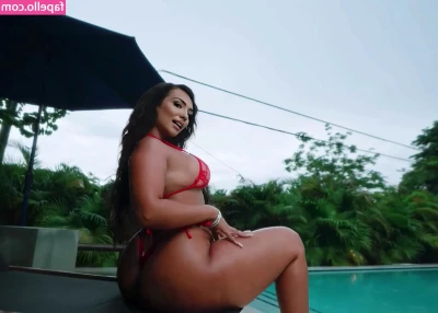 Camila Bernal [ camila-bernal-12 ] - 19 picture set Here's me being extra milfy on the couch. But make